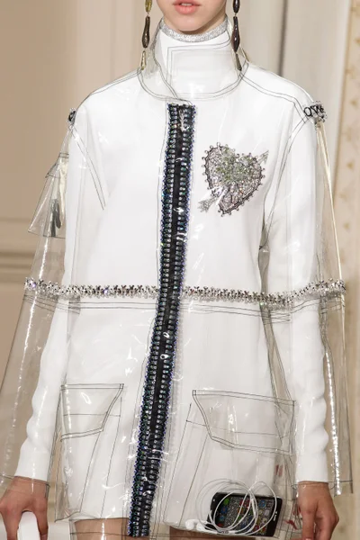 Look 5